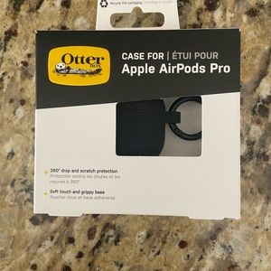 BRAND NEW otter box AirPod pro case